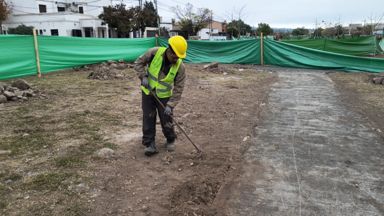 Avanza el nuevo paseo en Barrio El Huaico